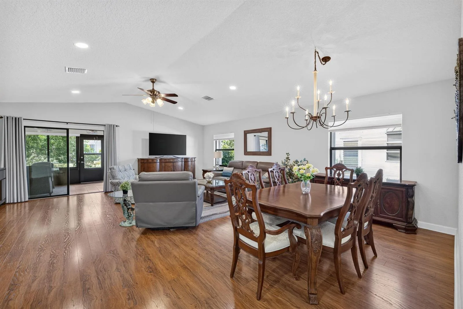 79 FLORES DEL NORTE, Fort Pierce, FL 34951 photo 7