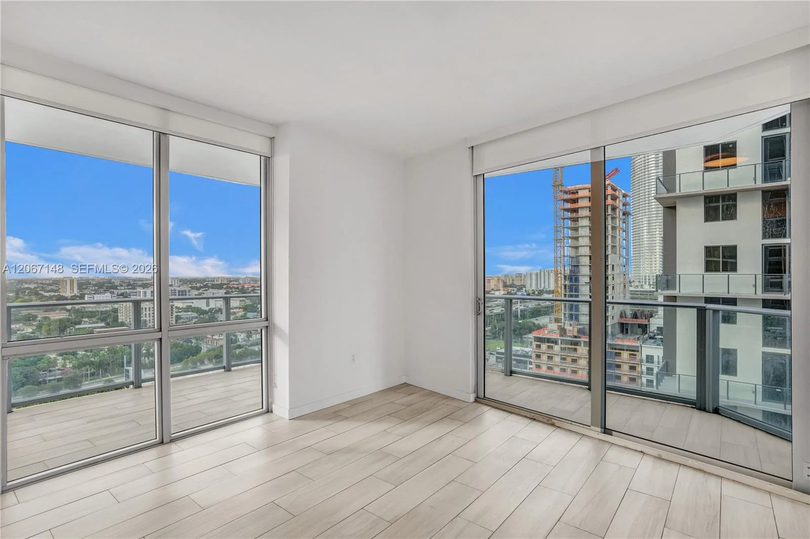 1010 SW 2nd Ave # 1708, Miami, FL 33130 photo 6