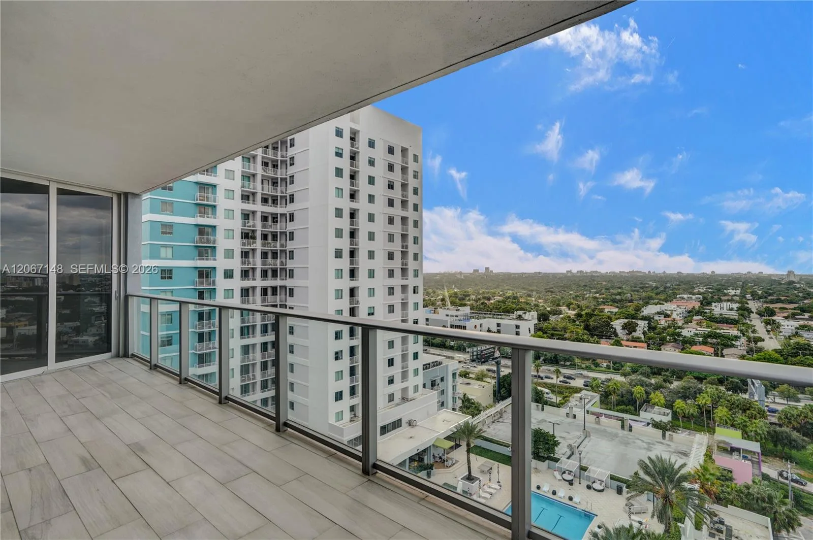 1010 SW 2nd Ave # 1708, Miami, FL 33130 photo 8