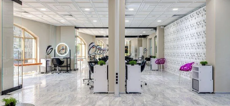 3 Location Beauty Salon, Miami, FL