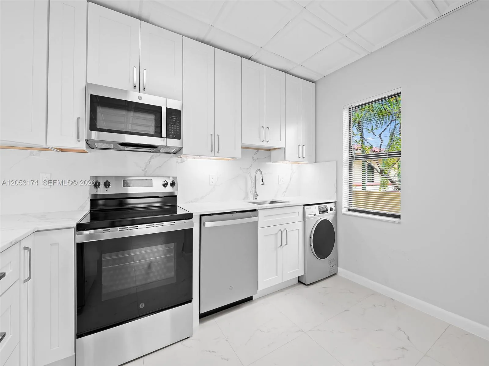 2300 NE 6th Ave # 201, Wilton Manors, FL 33305