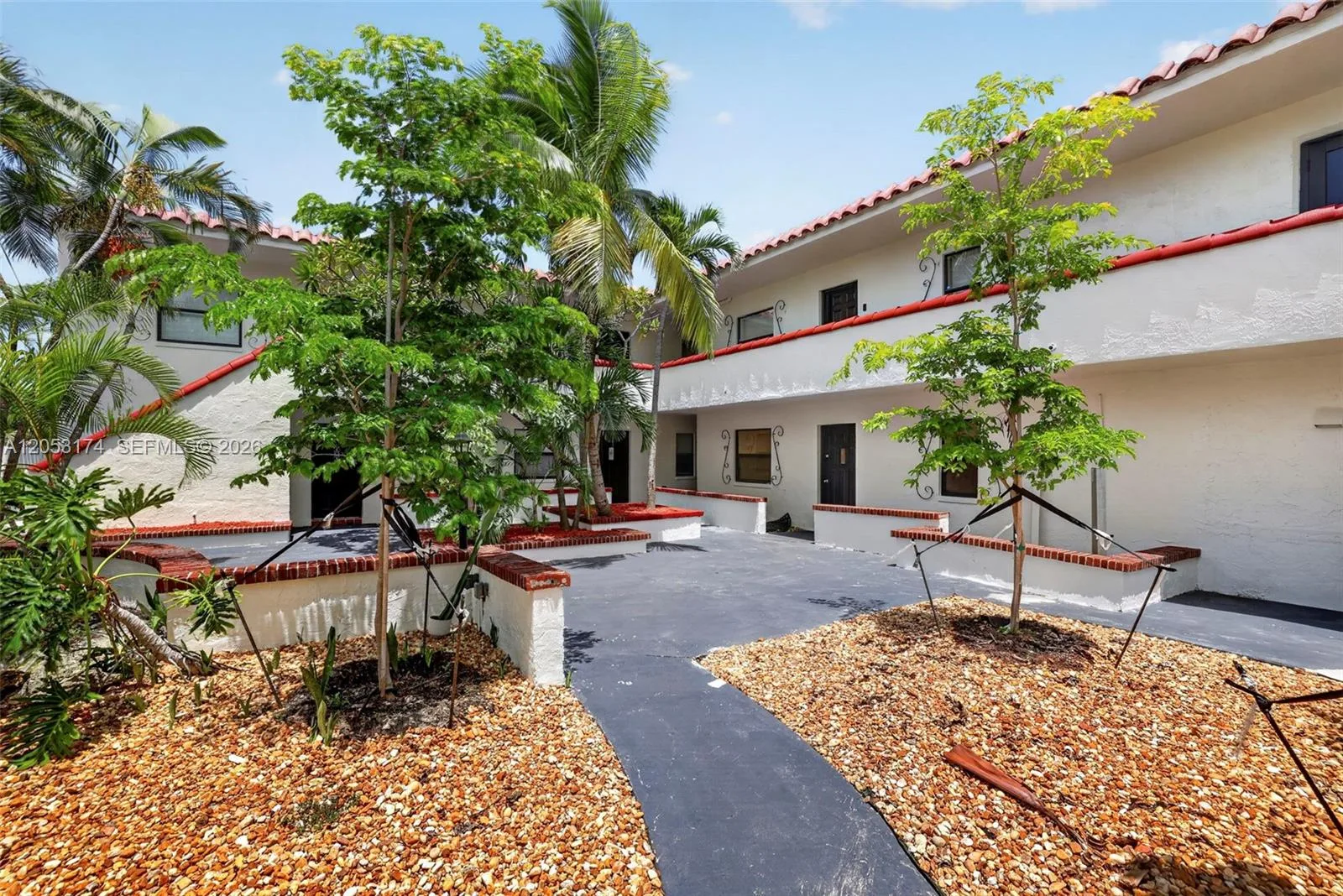 2300 NE 6th Ave # 201, Wilton Manors, FL 33305 photo 12