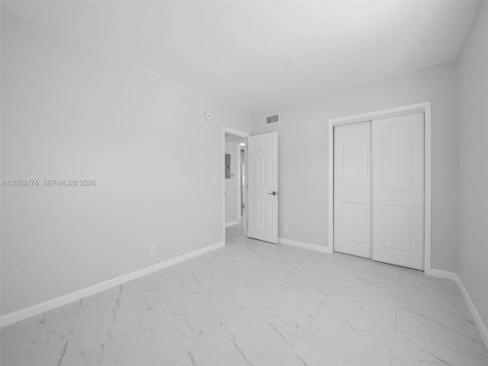 2300 NE 6th Ave # 201, Wilton Manors, FL 33305 photo 9