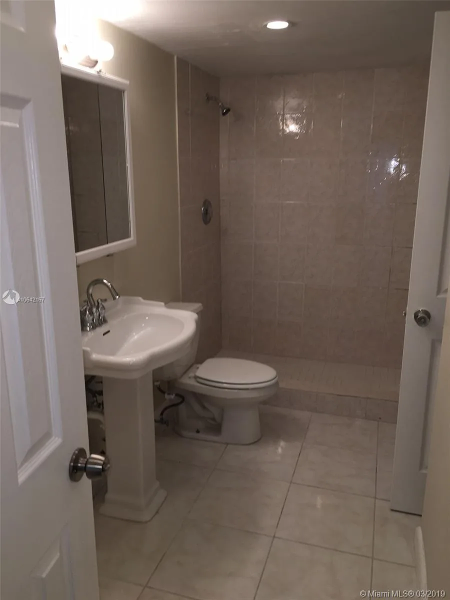 4164 Inverrary Dr # 813, Lauderhill, FL 33319 photo 13