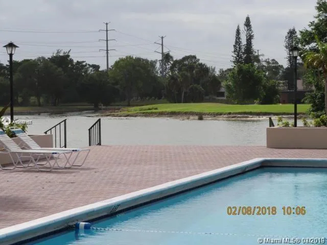 4164 Inverrary Dr # 813, Lauderhill, FL 33319 photo 4
