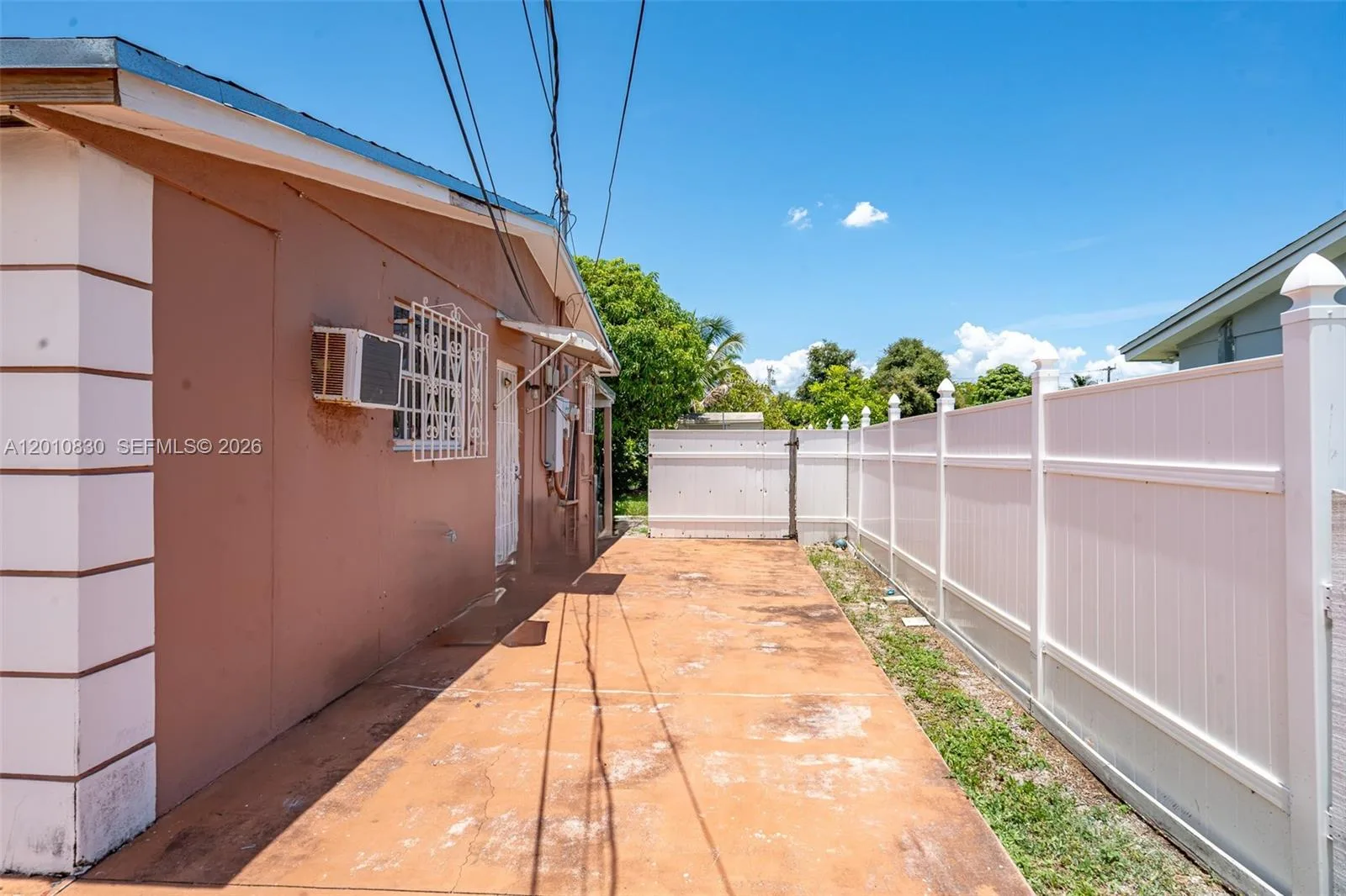 18010 NW 48th Ct, Miami Gardens, FL 33055 photo 7