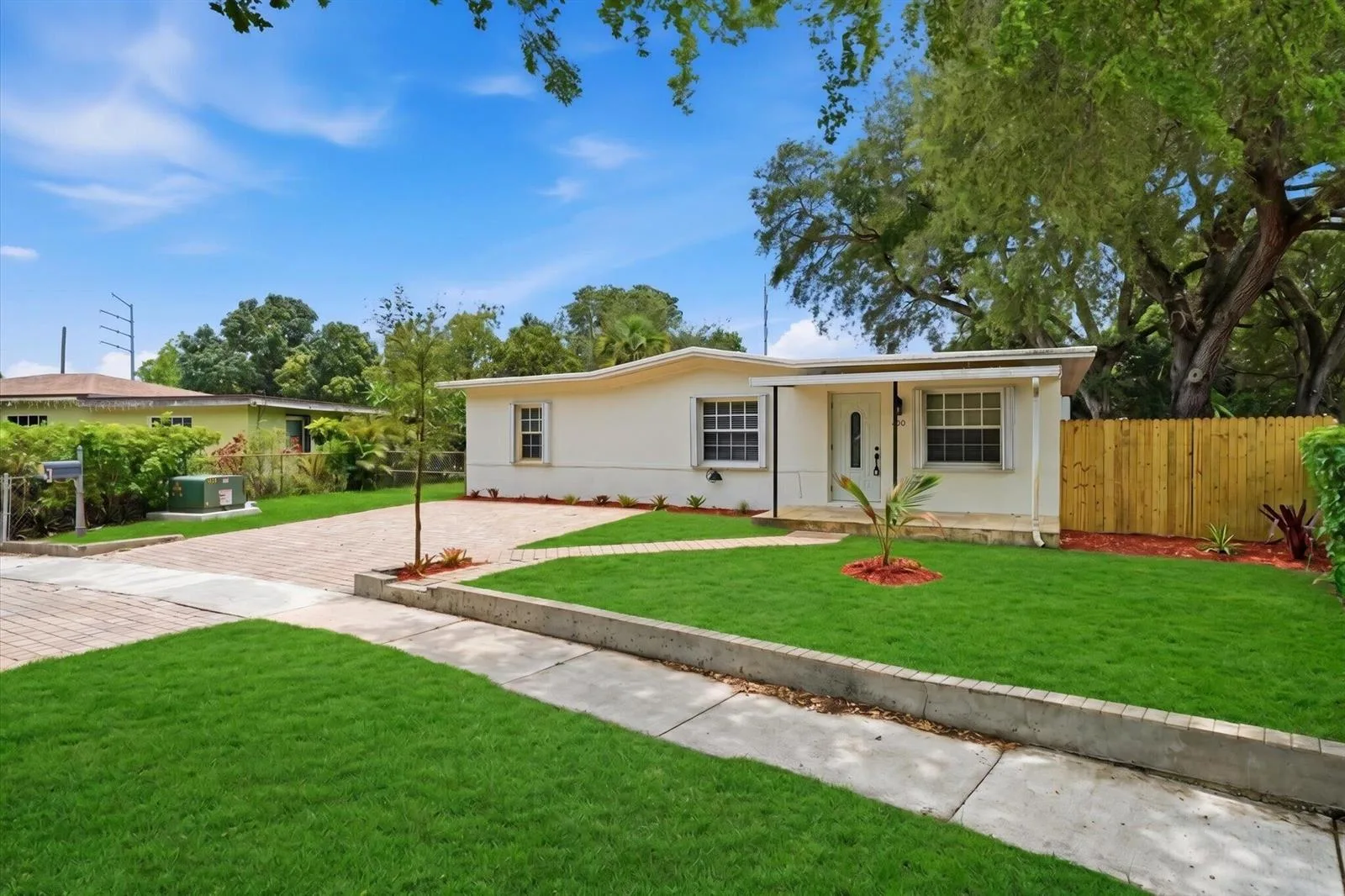 460 NW 136th Street, North Miami, FL 33168