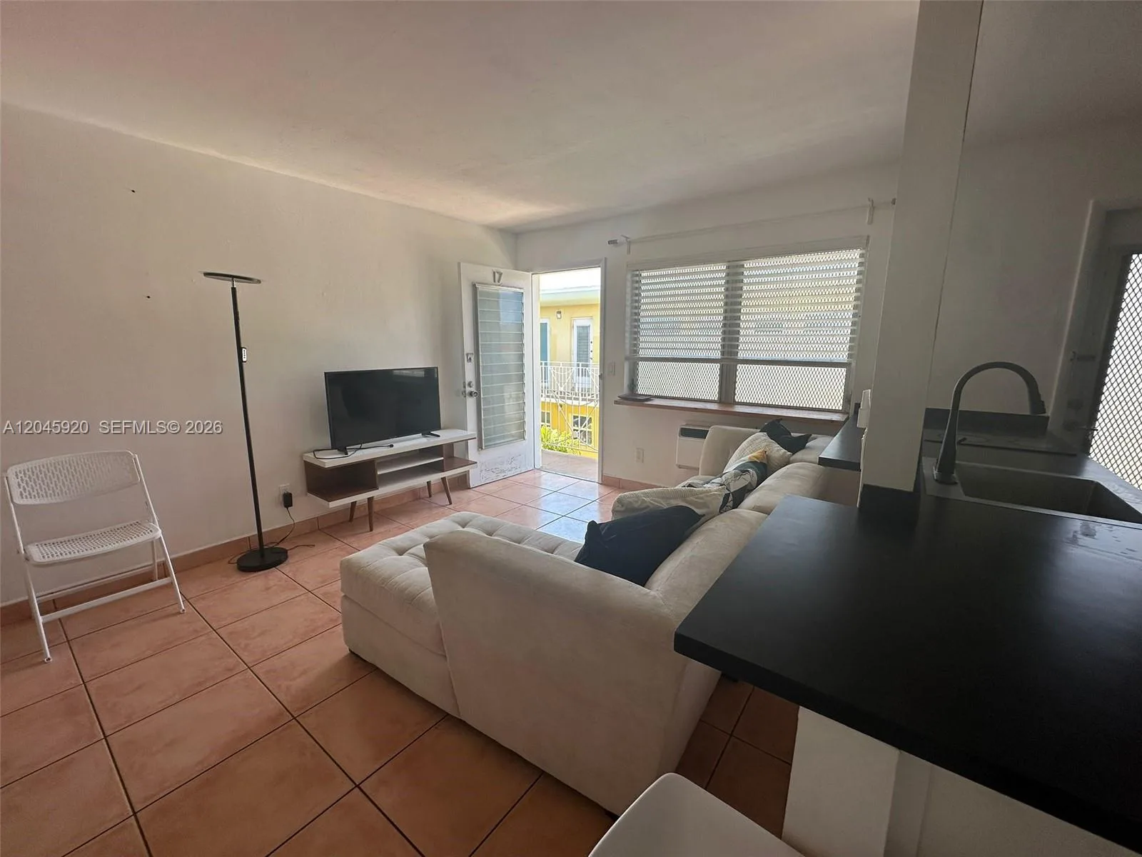 8101 Abbott Ave # 17, Miami Beach, FL 33141 — zdjęcie 2