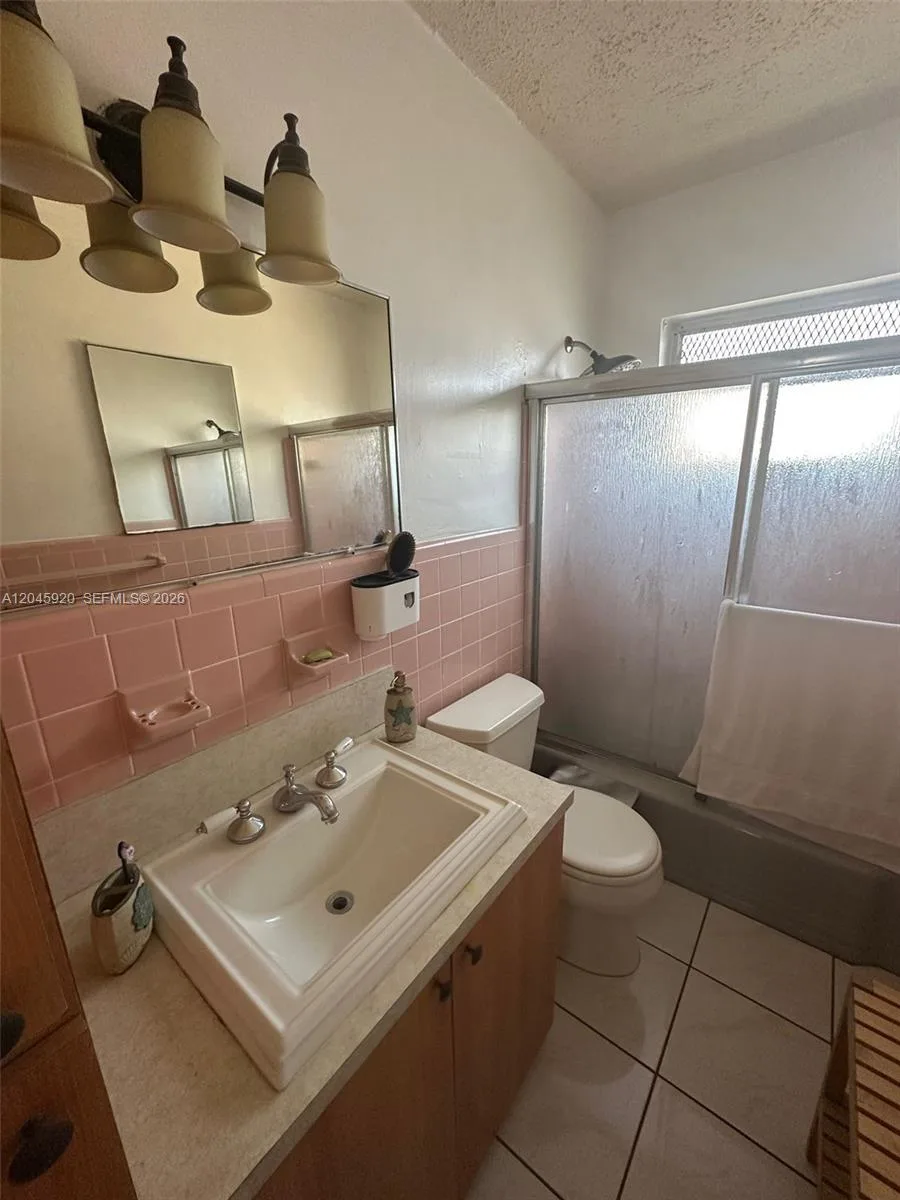 8101 Abbott Ave # 17, Miami Beach, FL 33141 photo 9