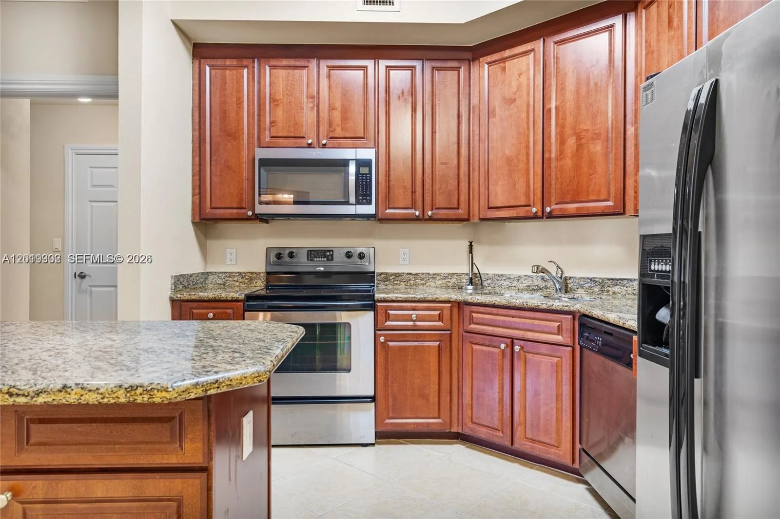 3001 NE 185th St # 219, Aventura, FL 33180 photo 3