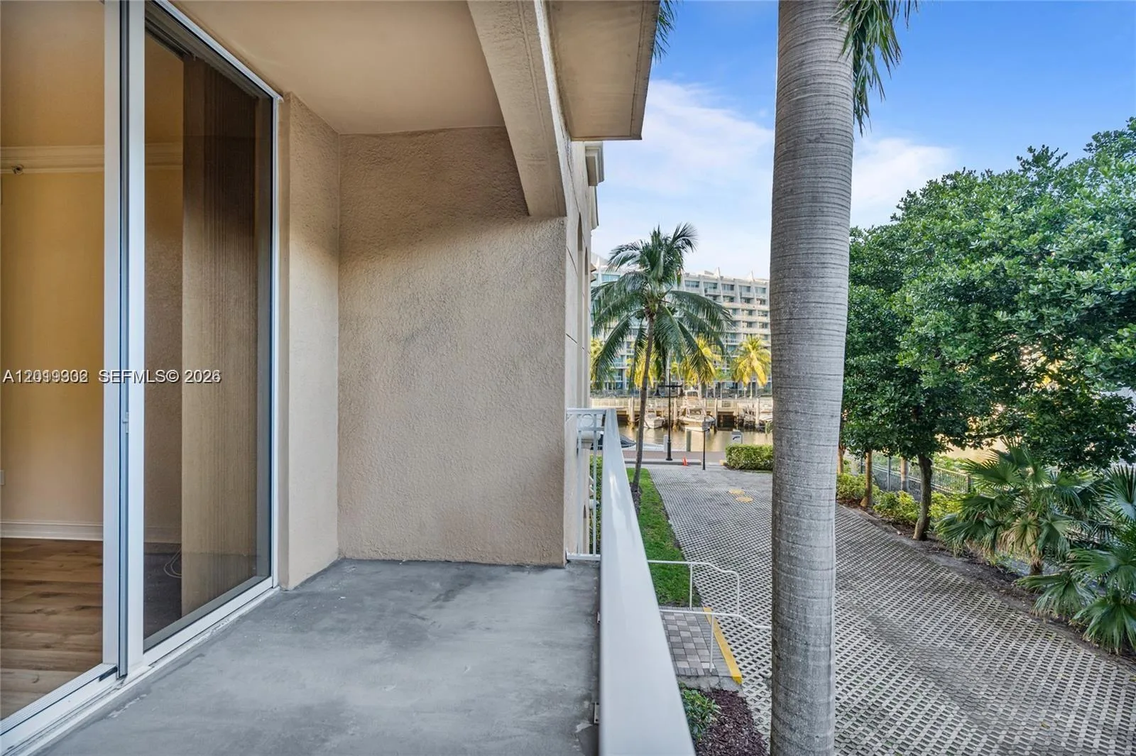 3001 NE 185th St # 219, Aventura, FL 33180 photo 5