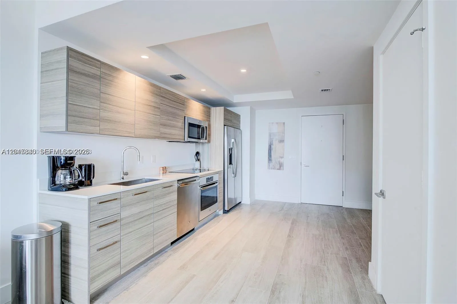 121 NE 34th St # 806, Miami, FL 33137 photo 6