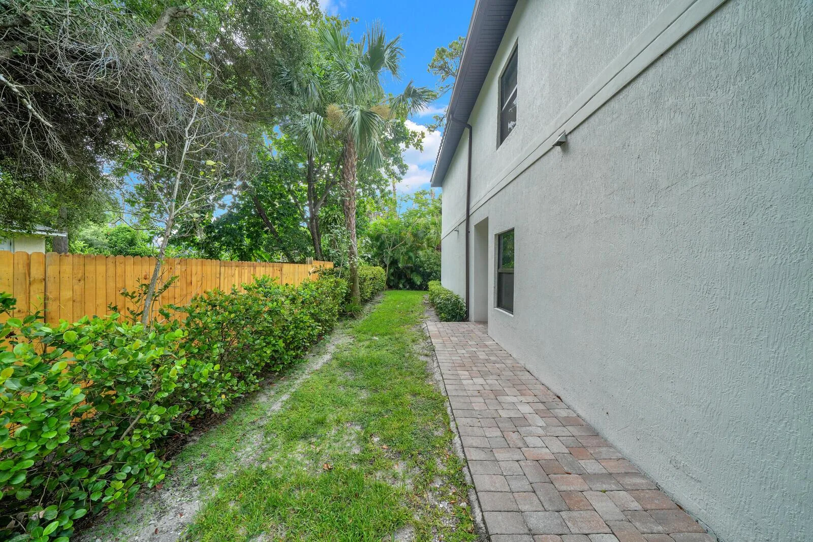407 Bella Sol Way, West Palm Beach, FL 33406 photo 3