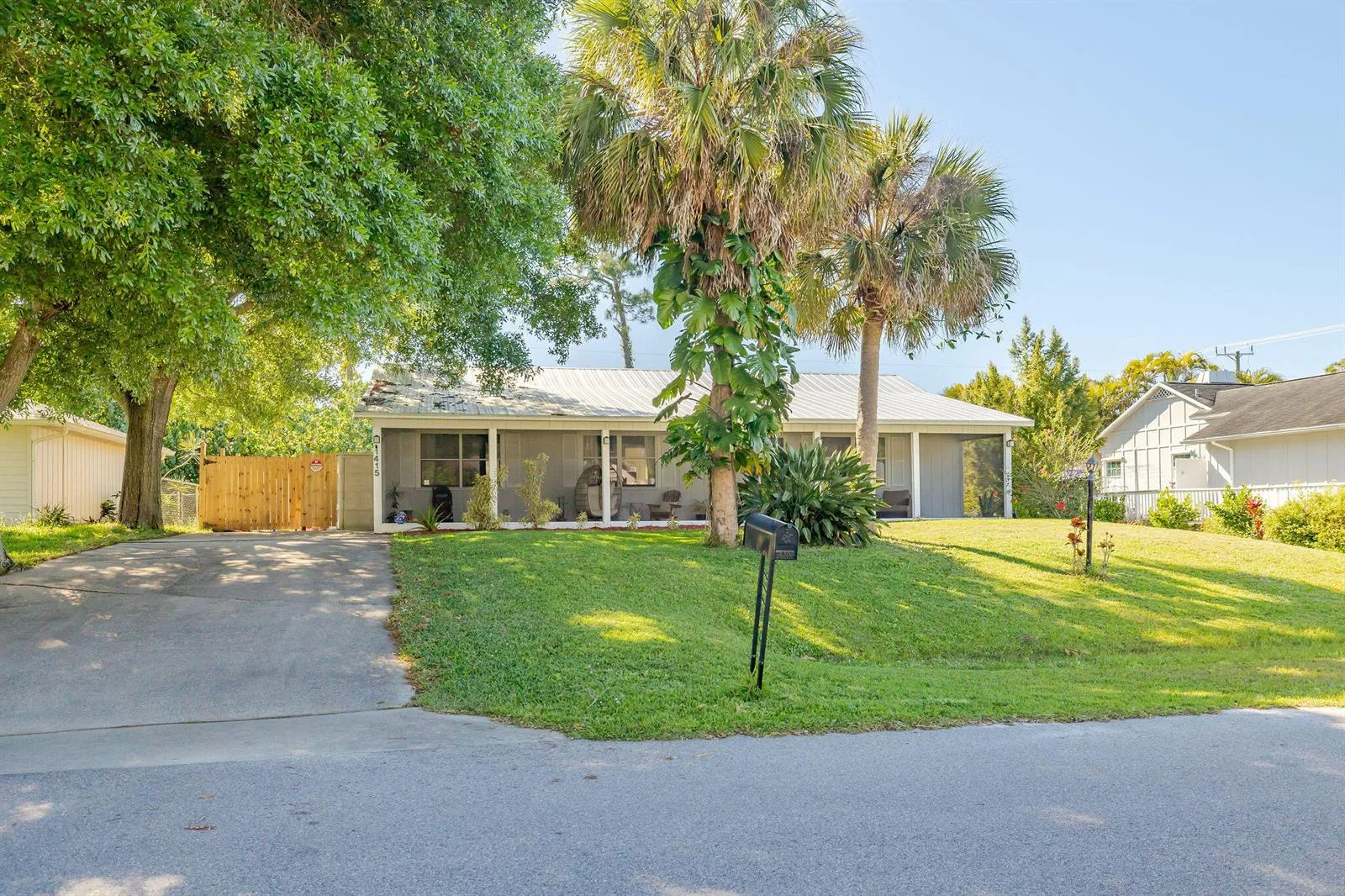 1415 SW 16th Ct Court SW, Vero Beach, FL 32962