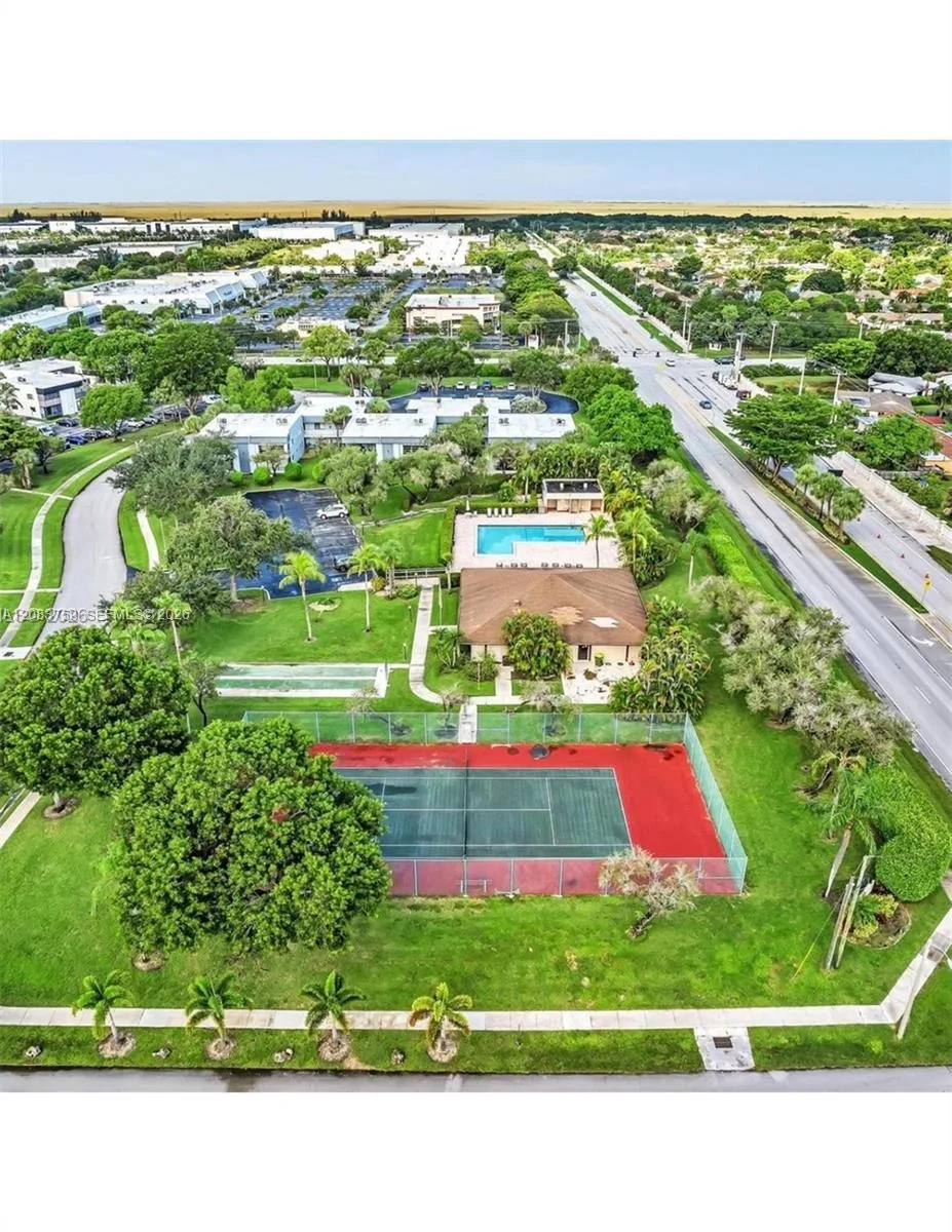 9652 W Mcnab Rd # 104, Tamarac, FL 33321