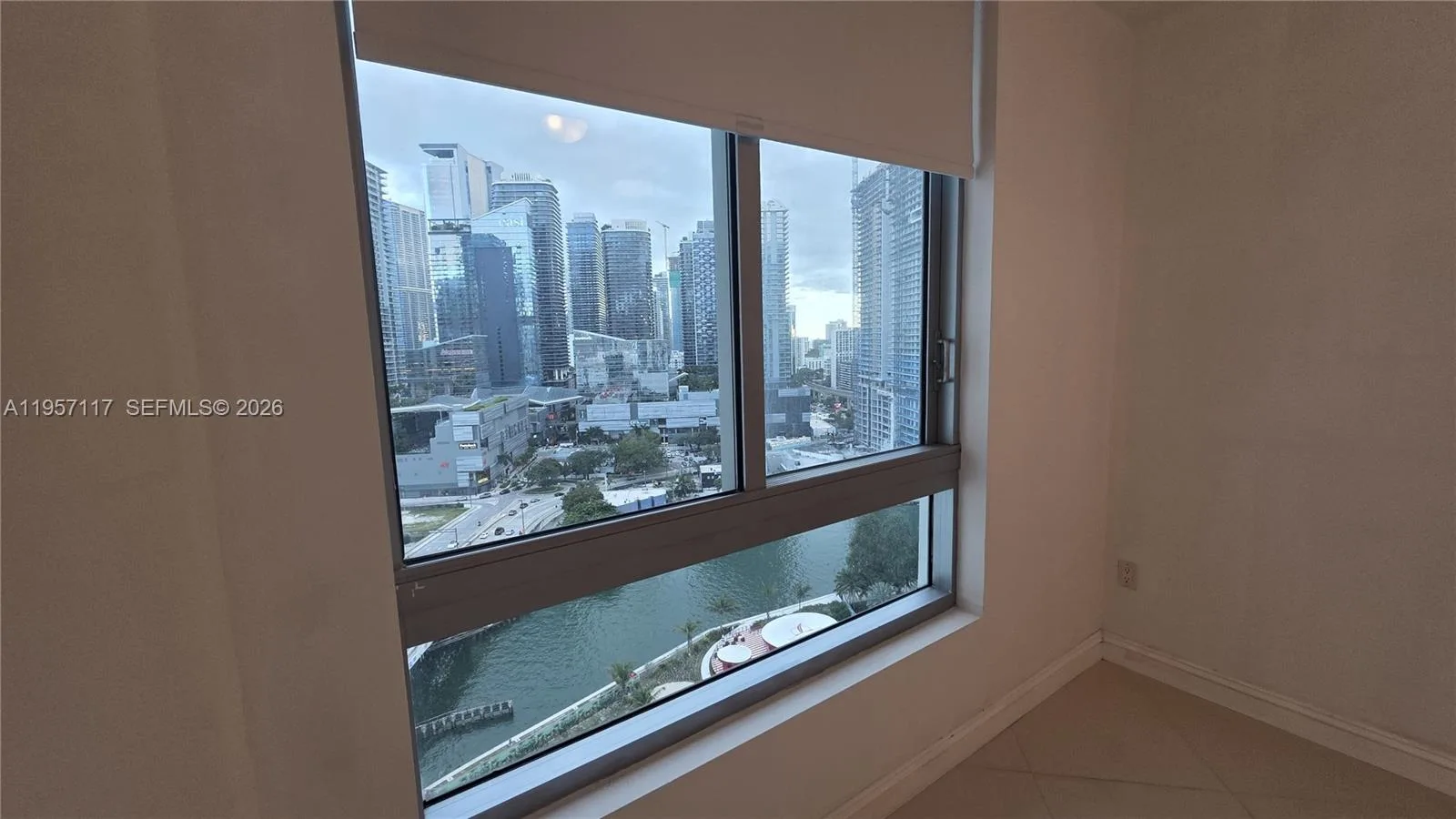 350 S Miami Ave # 2308, Miami, FL 33130 photo 7