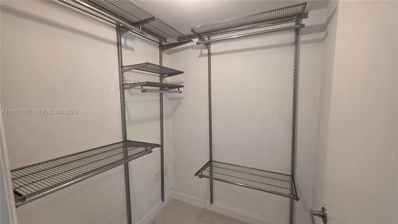 350 S Miami Ave # 2308, Miami, FL 33130 photo 8