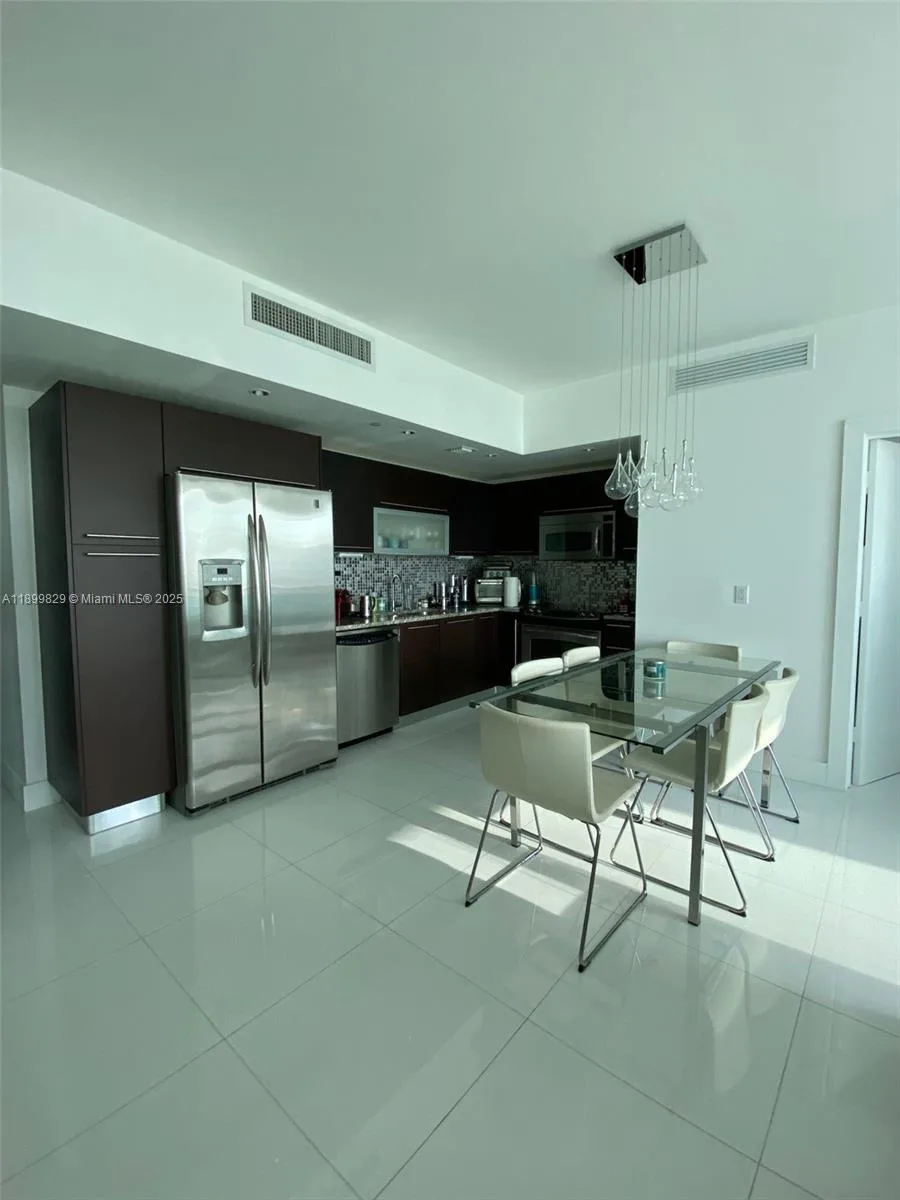 950 Brickell Bay Dr # 2707, Miami, FL 33131 photo 6