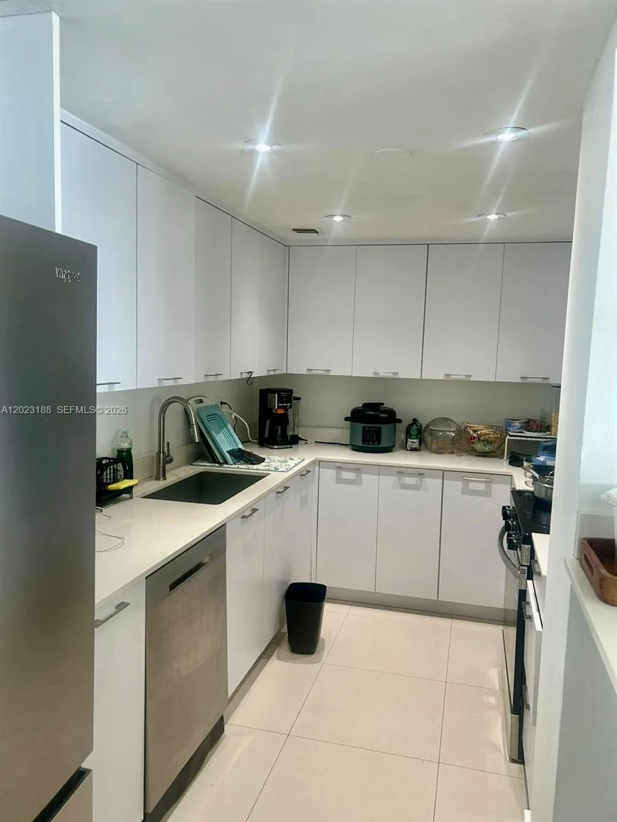 2451 Brickell Ave # 16J, Miami, FL 33129 photo 3