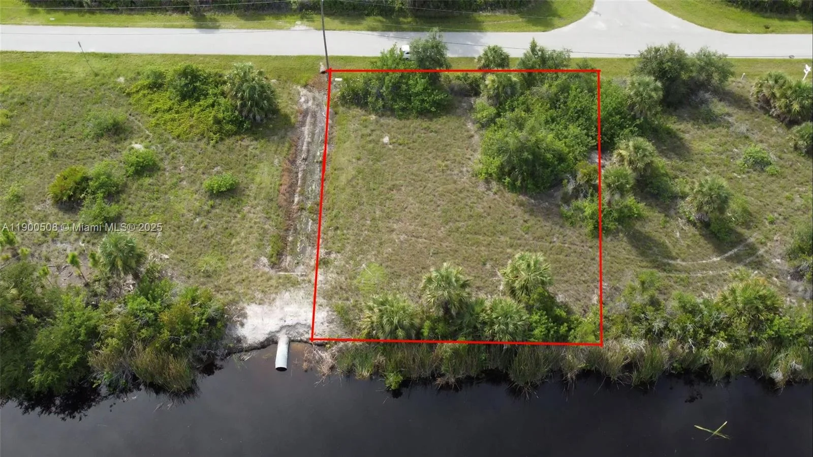 8584 Santa Cruz Dr, Port Charlotte, FL 33981 photo 3