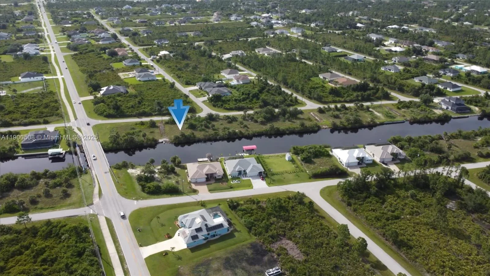 8584 Santa Cruz Dr, Port Charlotte, FL 33981 photo 4