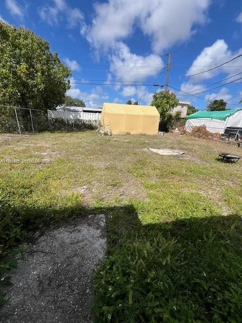 2305 NW 13 CT, Fort Lauderdale, FL 33311 photo 3