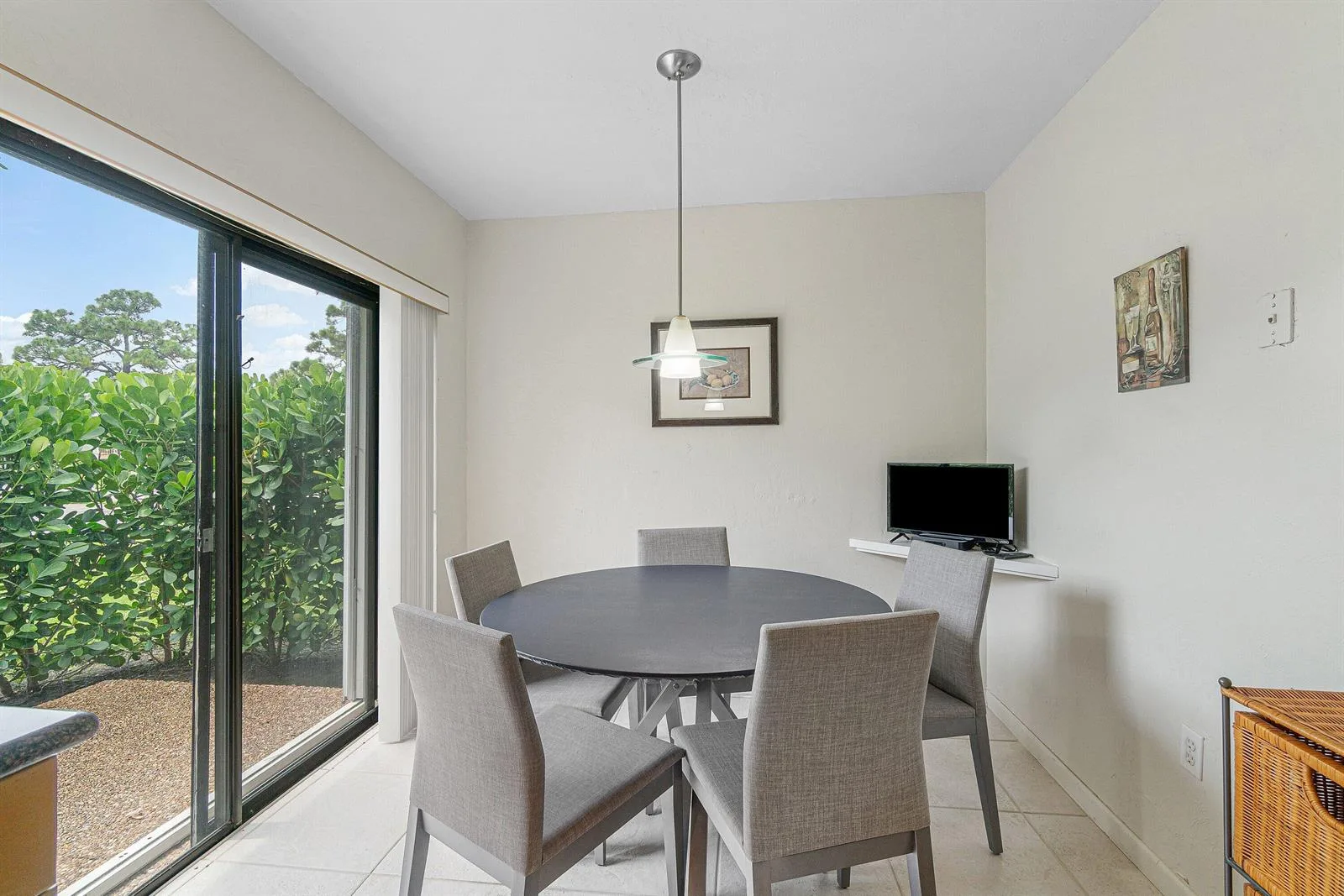 27 Stratford Lane W # D, Boynton Beach, FL 33436 photo 10