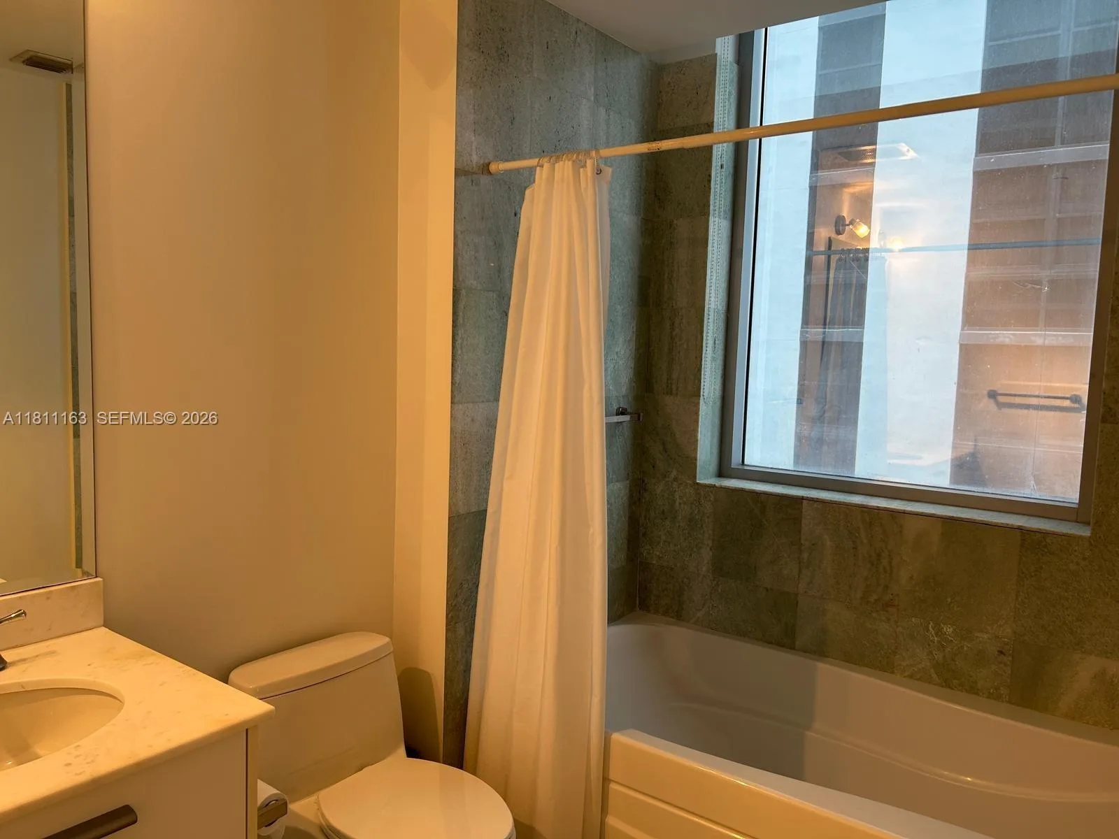 1050 Brickell Ave # 3102, Miami, FL 33131 photo 9