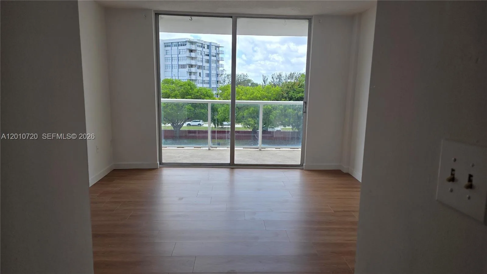 1351 NE Miami Gardens Dr # 413E, Miami, FL 33179 photo 12