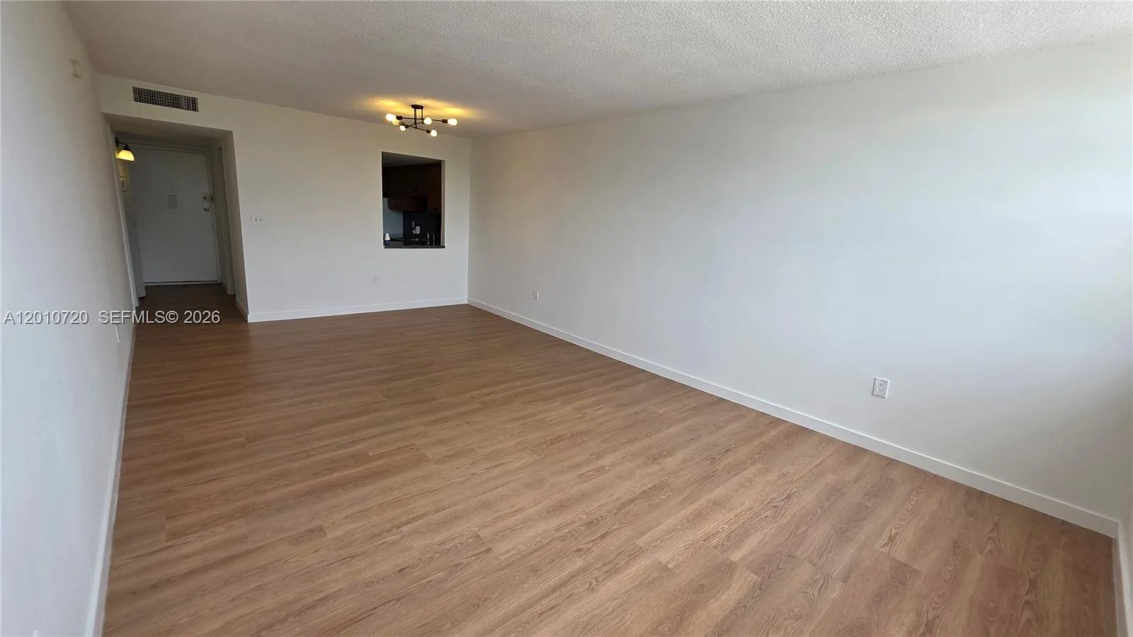 1351 NE Miami Gardens Dr # 413E, Miami, FL 33179 photo 8