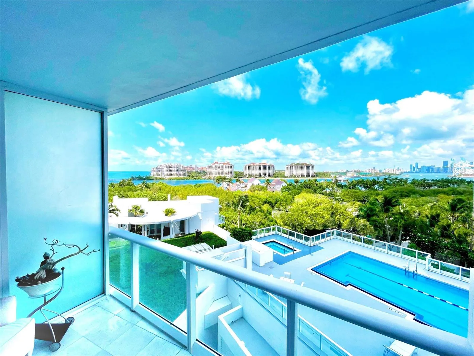 100 S Pointe Drive # 602, Miami Beach, FL 33139 photo 10