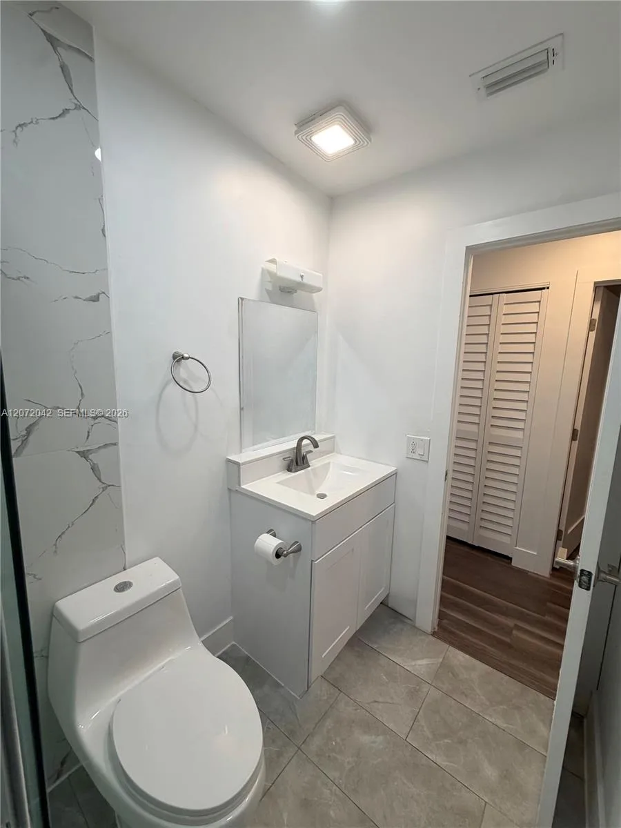 1500 SW 10th St # Side, Miami, FL 33135 photo 8