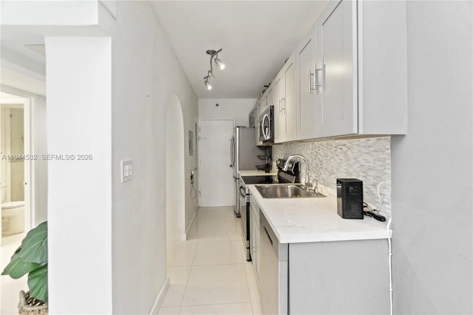 100 Lincoln Rd # 501, Miami Beach, FL 33139 photo 7