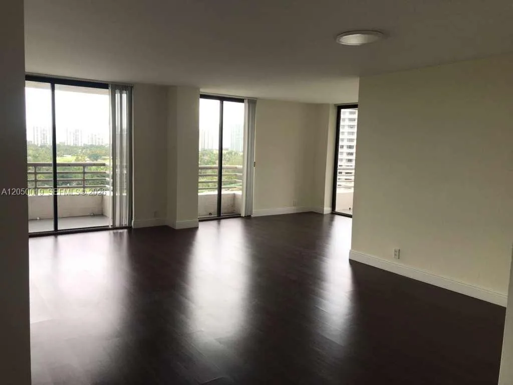 3300 NE 191st St # 1412, Aventura, FL 33180