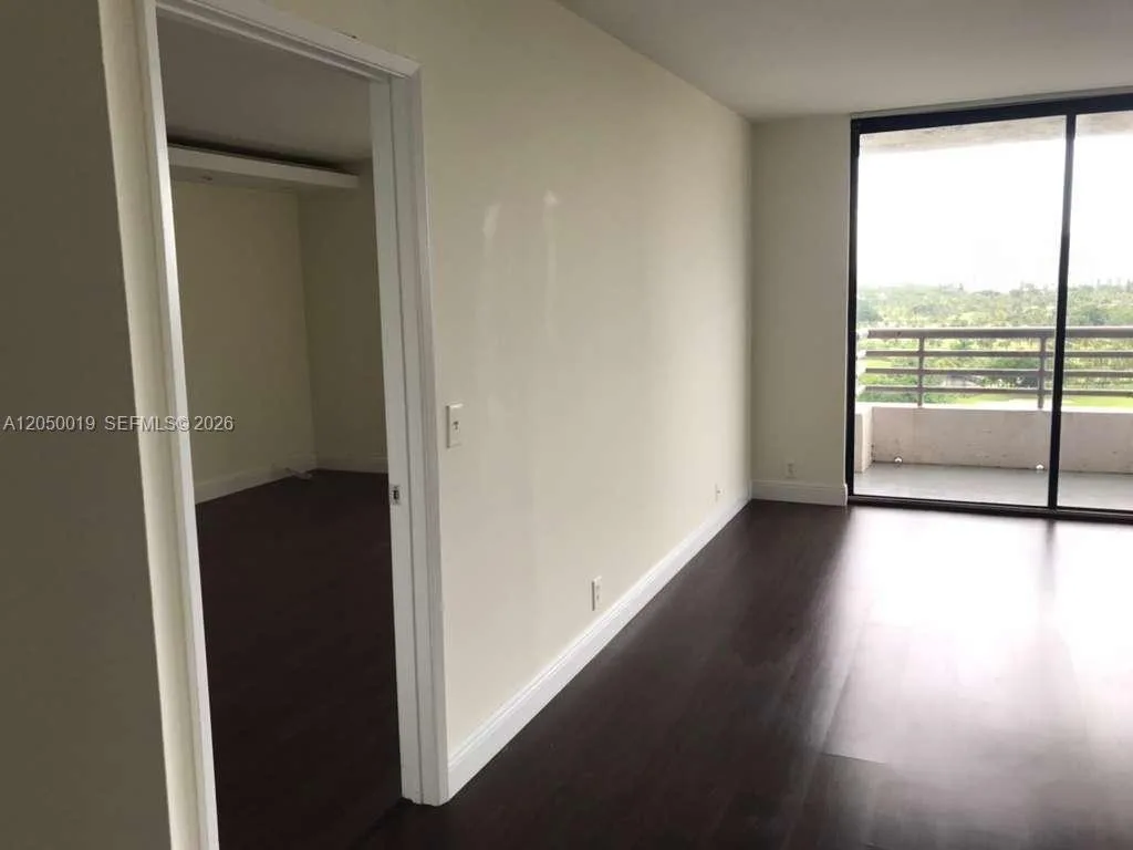 3300 NE 191st St # 1412, Aventura, FL 33180 photo 2