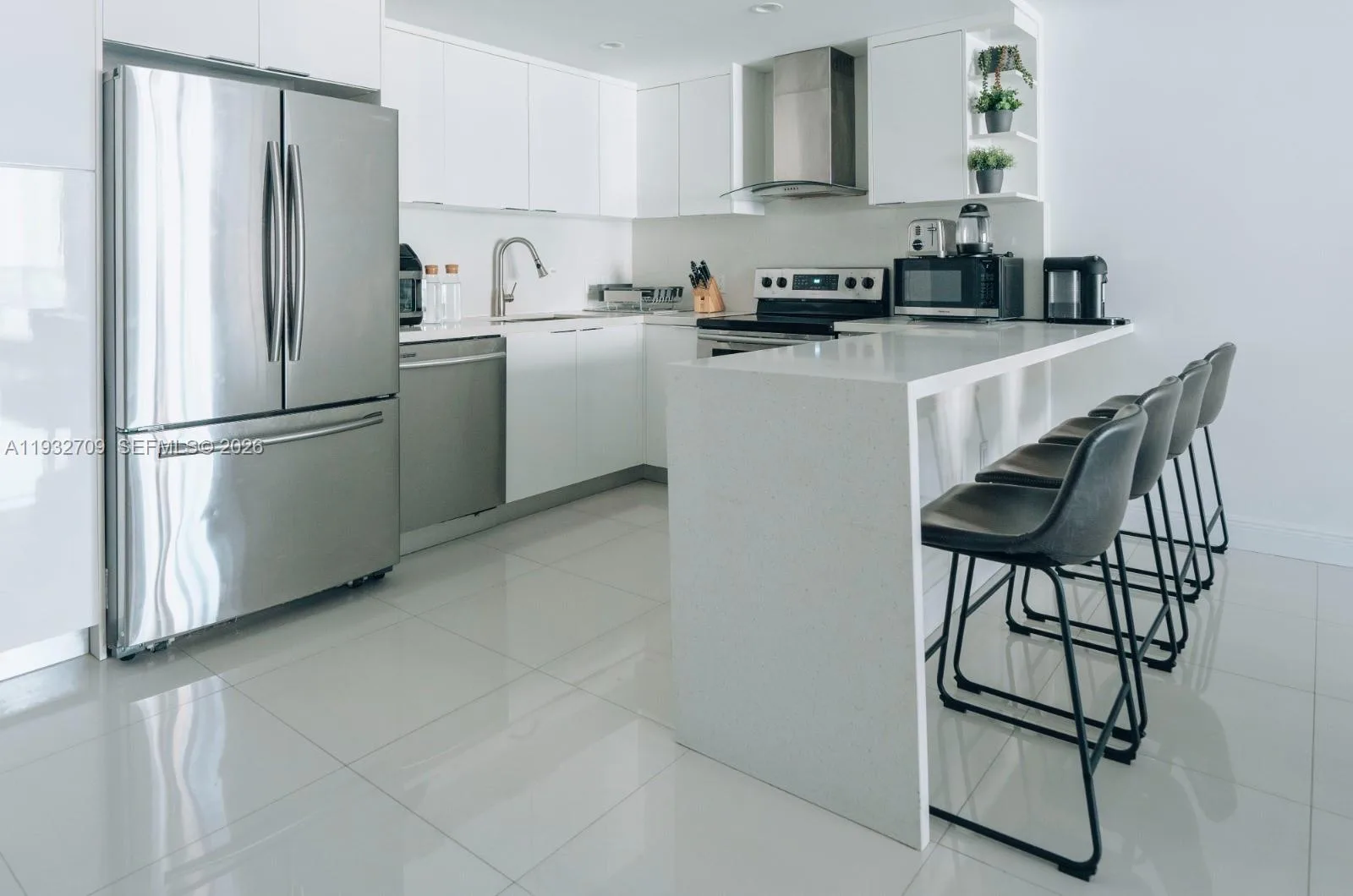 19380 Collins Ave # 1003, Sunny Isles Beach, FL 33160 photo 5