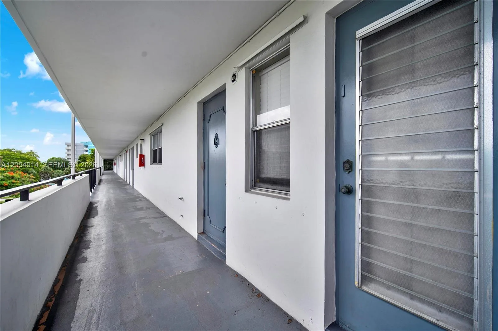 950 Hillcrest Dr # 414, Hollywood, FL 33021 photo 5