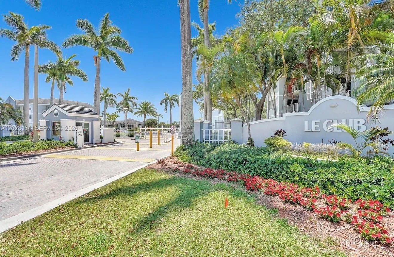 8580 SW 212th St # 303, Cutler Bay, FL 33189