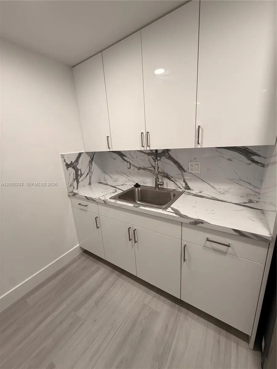 8240 SW 210th St # 203, Cutler Bay, FL 33189 photo 4