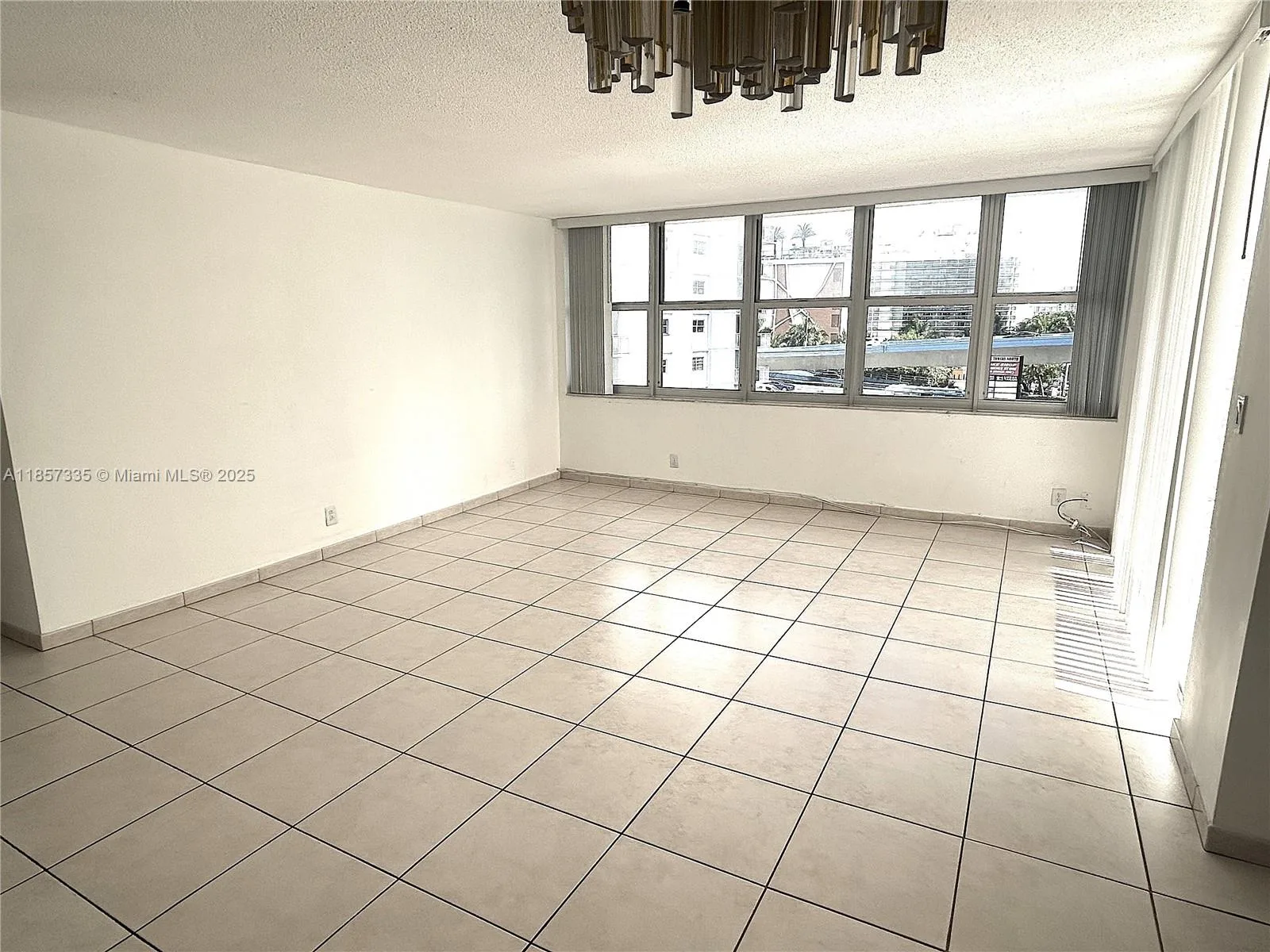 1825 S Ocean Dr # 401, Hallandale Beach, FL 33009 photo 5