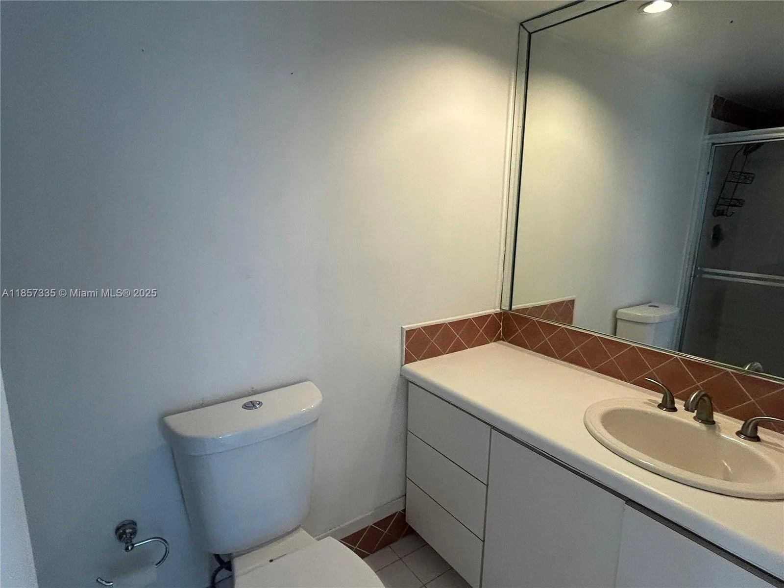 1825 S Ocean Dr # 401, Hallandale Beach, FL 33009 photo 8
