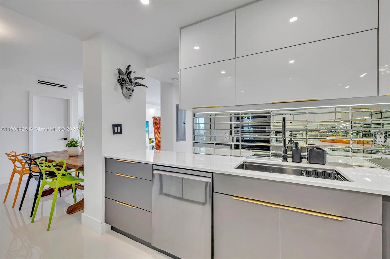 5600 Collins Ave # 10H, Miami Beach, FL 33140 photo 8