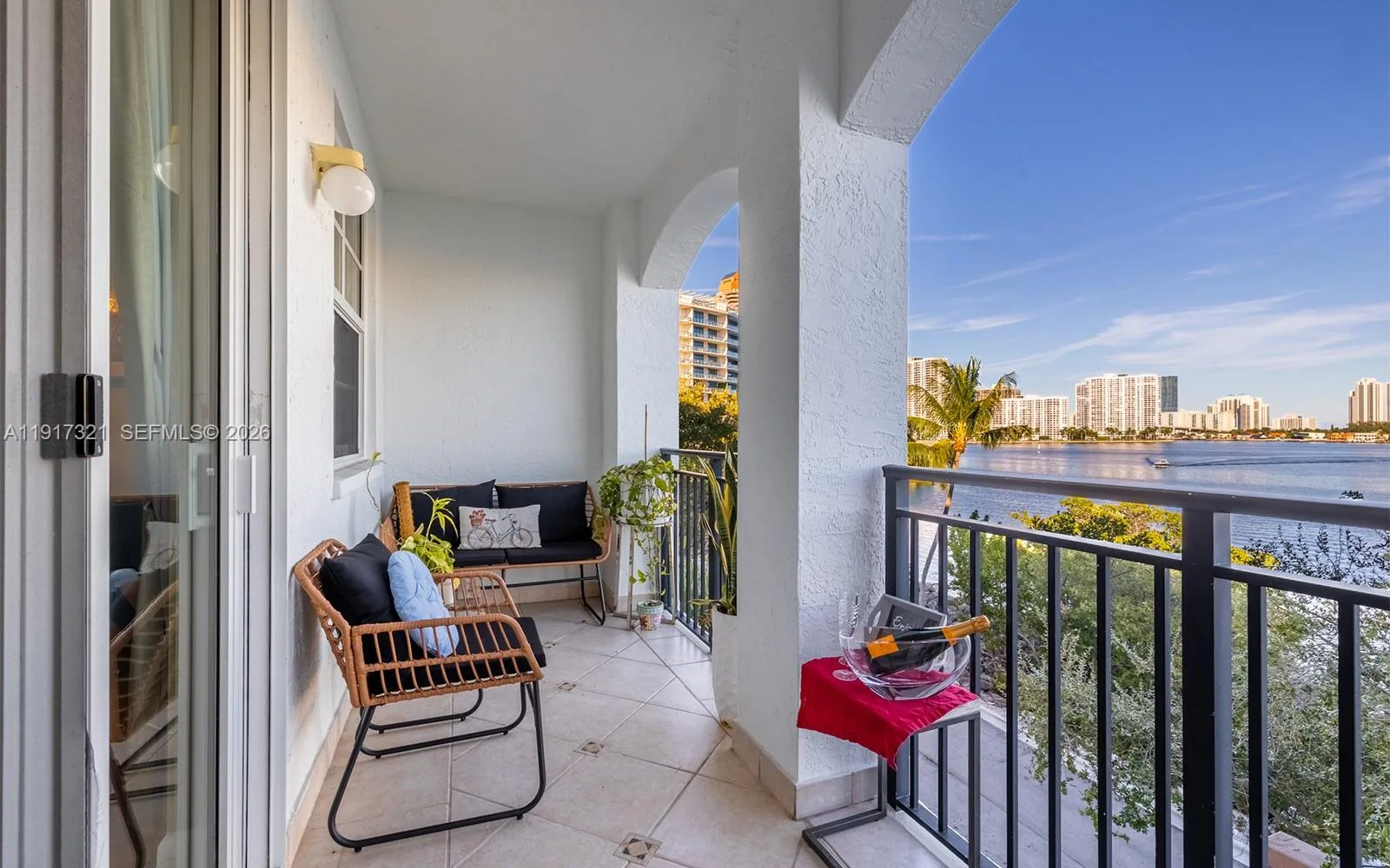 3255 NE 184th St # 12406, Aventura, FL 33160 photo 5