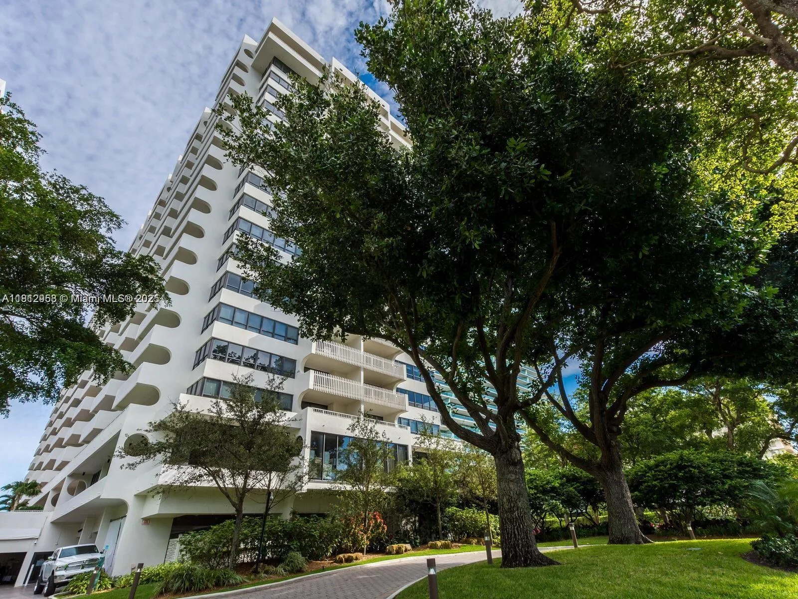 10205 Collins Ave # 401, Bal Harbour, FL 33154
