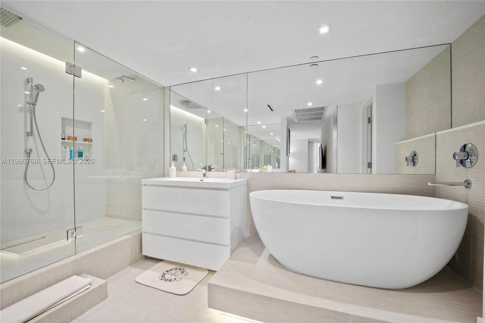 2301 Collins Ave # 624, Miami Beach, FL 33139 photo 10