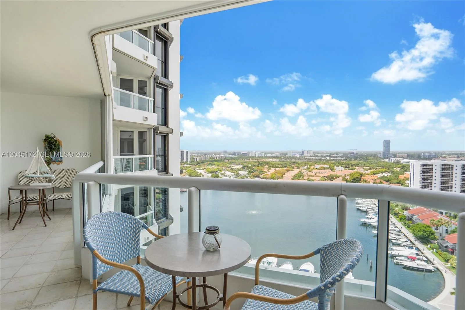 21055 Yacht Club Dr # 2005, Aventura, FL 33180 photo 5
