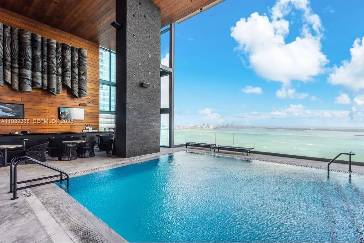 1451 Brickell Ave # 2505, Miami, FL 33131