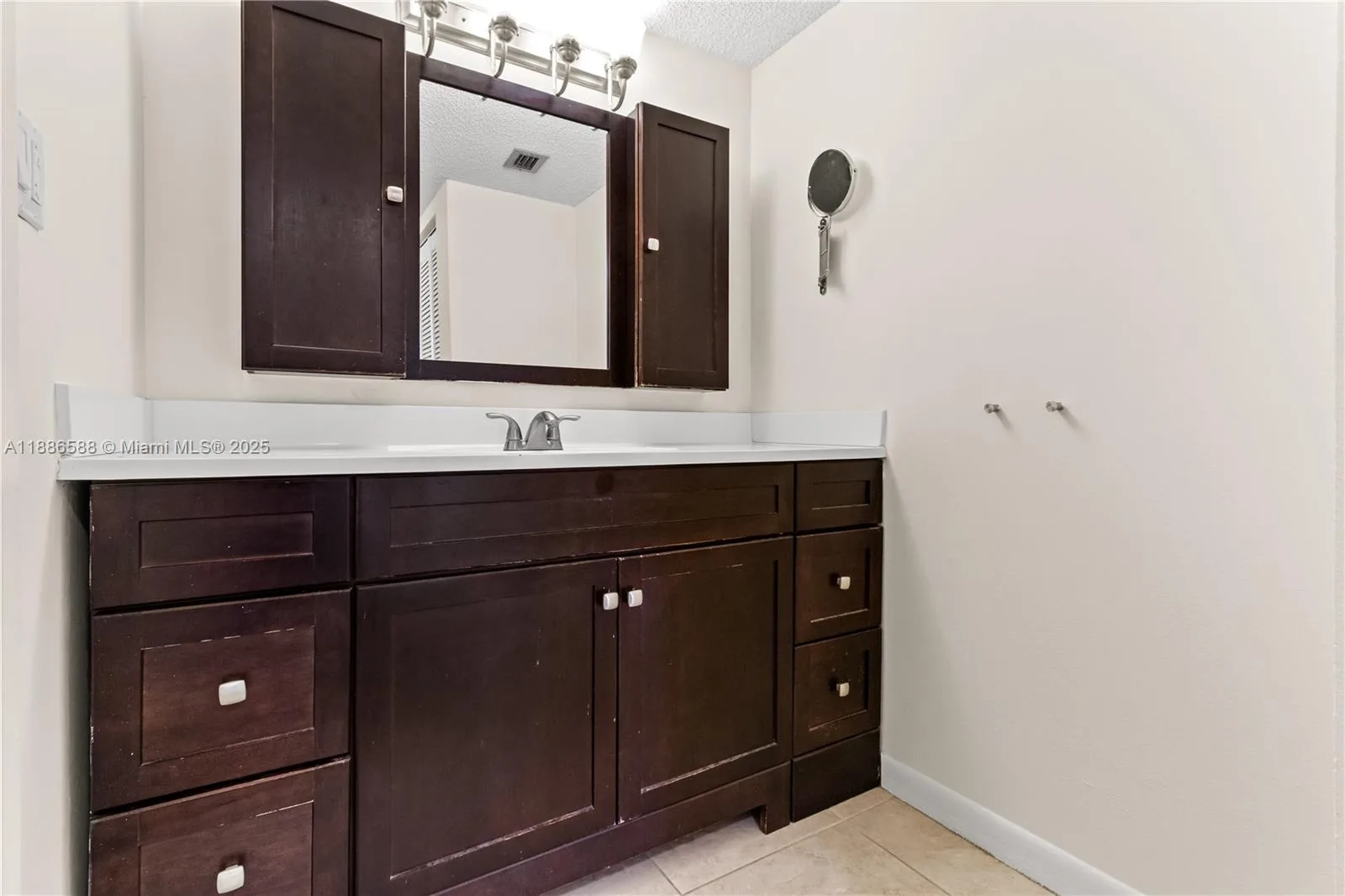 2625 Collins Ave # 608, Miami Beach, FL 33140 photo 10