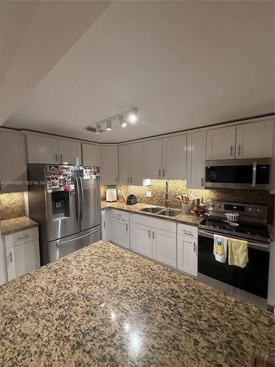 1902 N 24th Ave, Hollywood, FL 33020 photo 13