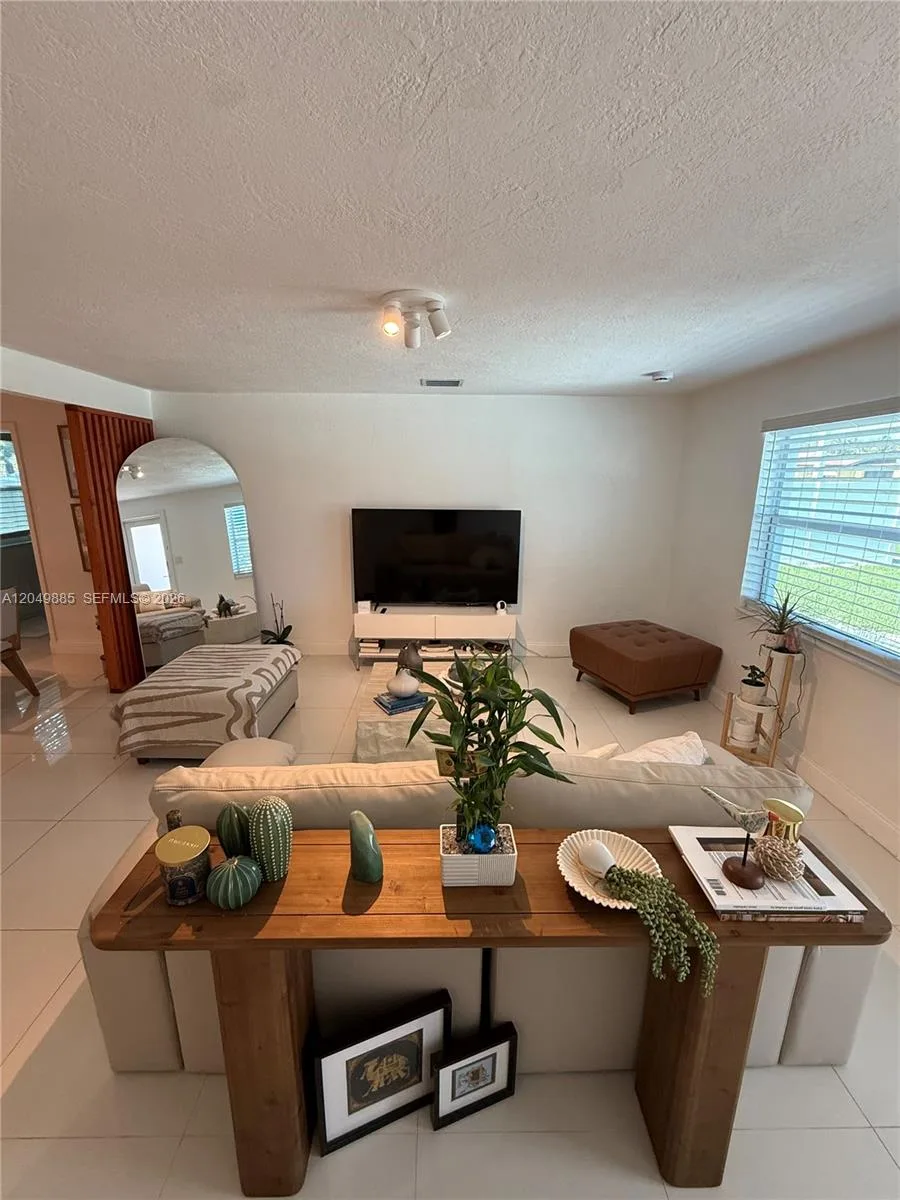 1902 N 24th Ave, Hollywood, FL 33020 photo 5